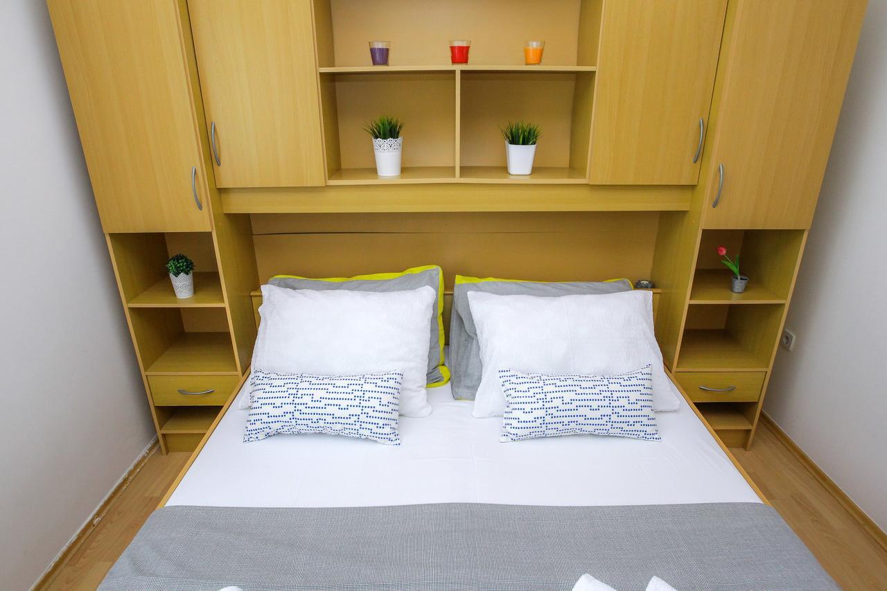Lucky Luke Pool Apartments نوفاليا المظهر الخارجي الصورة