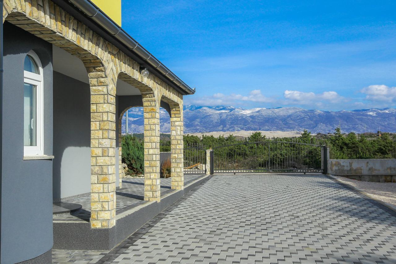 Lucky Luke Pool Apartments نوفاليا المظهر الخارجي الصورة