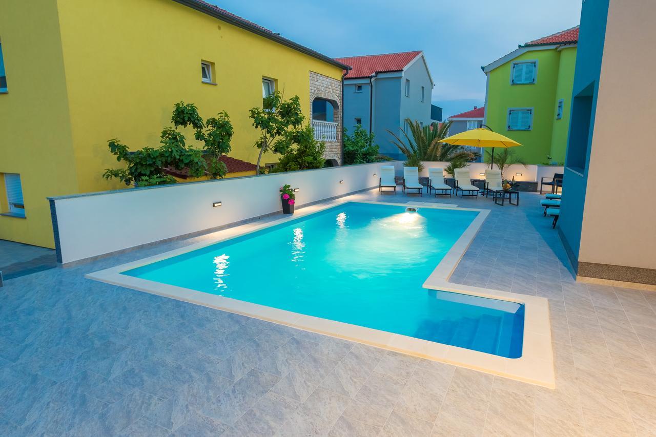 Lucky Luke Pool Apartments نوفاليا المظهر الخارجي الصورة